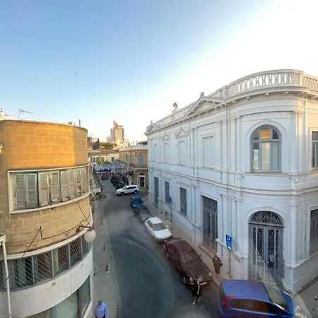 Maison d'hôtes Unique Phaneromenis 41 - Down Town